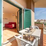 Quaint I Mirti Bianchi 1 Bedroom Sleeps 4 Bilo 4 * Santa Teresa Gallura