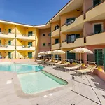 Quaint I Mirti Bianchi 1 Bedroom Sleeps 4 Bilo 4 Santa Teresa Gallura