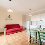 Quaint I Mirti Bianchi 1 Bedroom Sleeps 4 Bilo 4 Santa Teresa Gallura