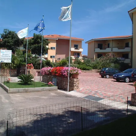 Quaint I Mirti Bianchi 1 Bedroom Sleeps 4 Bilo 4 Apartment *
