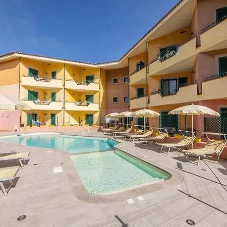 Quaint I Mirti Bianchi 1 Bedroom Sleeps 4 Bilo 4 * Santa Teresa Gallura