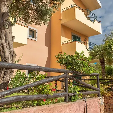 Quaint I Mirti Bianchi 1 Bedroom Sleeps 4 Bilo 4 * Santa Teresa Gallura