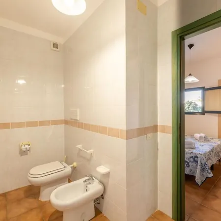 Quaint I Mirti Bianchi 1 Bedroom Sleeps 4 Bilo 4 Apartment