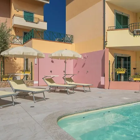 Quaint I Mirti Bianchi 1 Bedroom Sleeps 4 Bilo 4 Apartment *