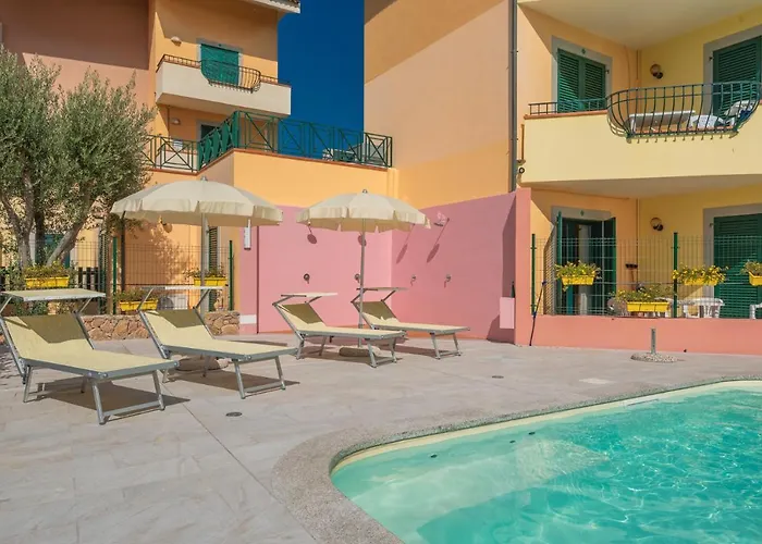 Appartement Quaint I Mirti Bianchi 1 Bedroom Sleeps 4 Bilo 4 Santa Teresa Gallura