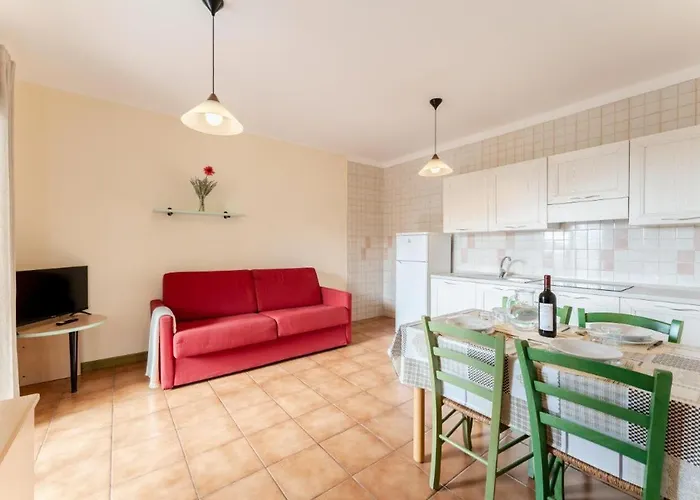 Appartement Quaint I Mirti Bianchi 1 Bedroom Sleeps 4 Bilo 4 Santa Teresa Gallura