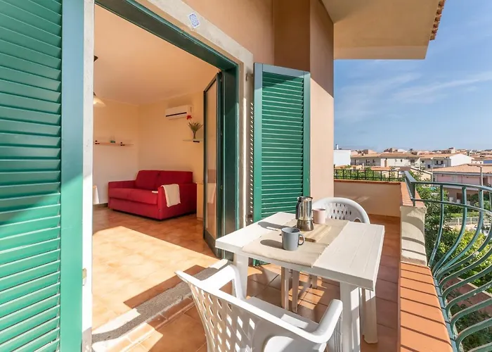Quaint I Mirti Bianchi 1 Bedroom Sleeps 4 Bilo 4 * Santa Teresa Gallura