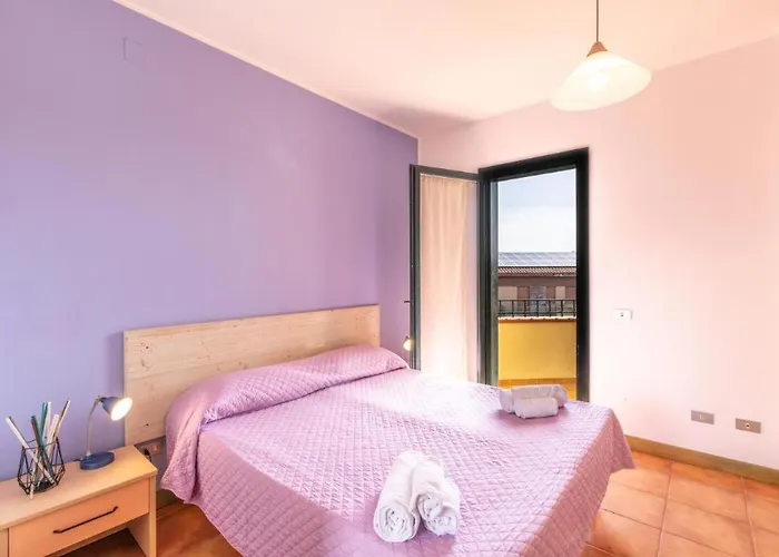 Quaint I Mirti Bianchi 1 Bedroom Sleeps 4 Bilo 4 Appartement Santa Teresa Gallura
