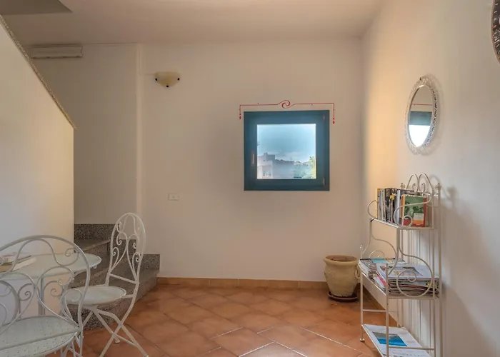 Quaint I Mirti Bianchi 1 Bedroom Sleeps 4 Bilo 4 *