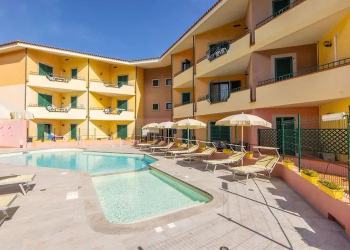 Quaint I Mirti Bianchi 1 Bedroom Sleeps 4 Bilo 4 Santa Teresa Gallura