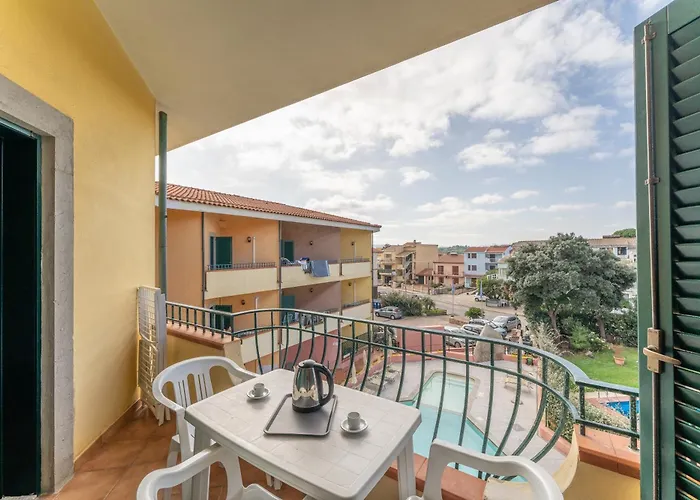 Quaint I Mirti Bianchi 1 Bedroom Sleeps 4 Bilo 4 Appartement