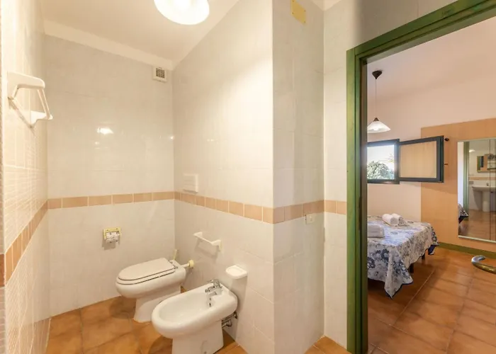 Quaint I Mirti Bianchi 1 Bedroom Sleeps 4 Bilo 4 Appartement