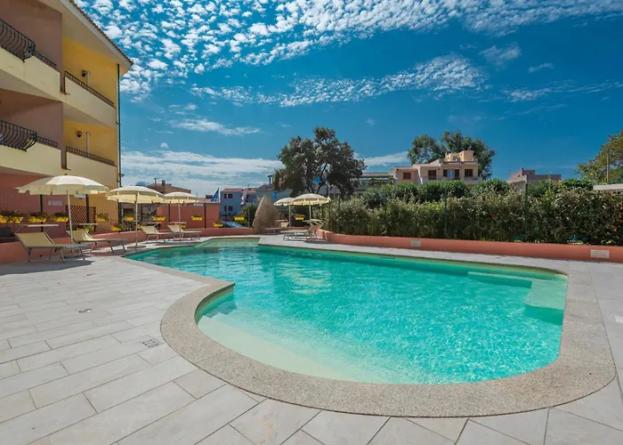 Appartement Quaint I Mirti Bianchi 1 Bedroom Sleeps 4 Bilo 4 Santa Teresa Gallura